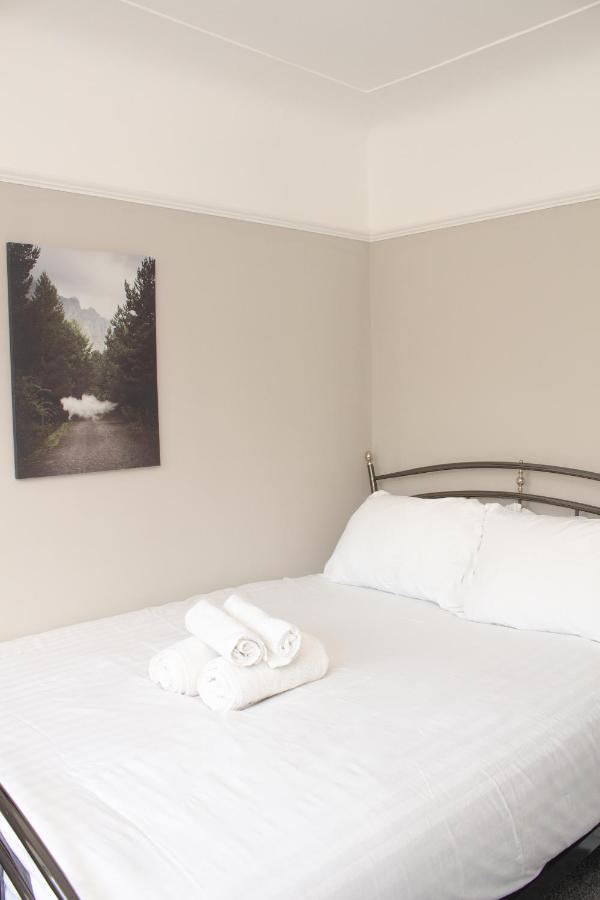 Cosy 3Bed Bungalow In West Kirby, Free Parking Frankby Экстерьер фото